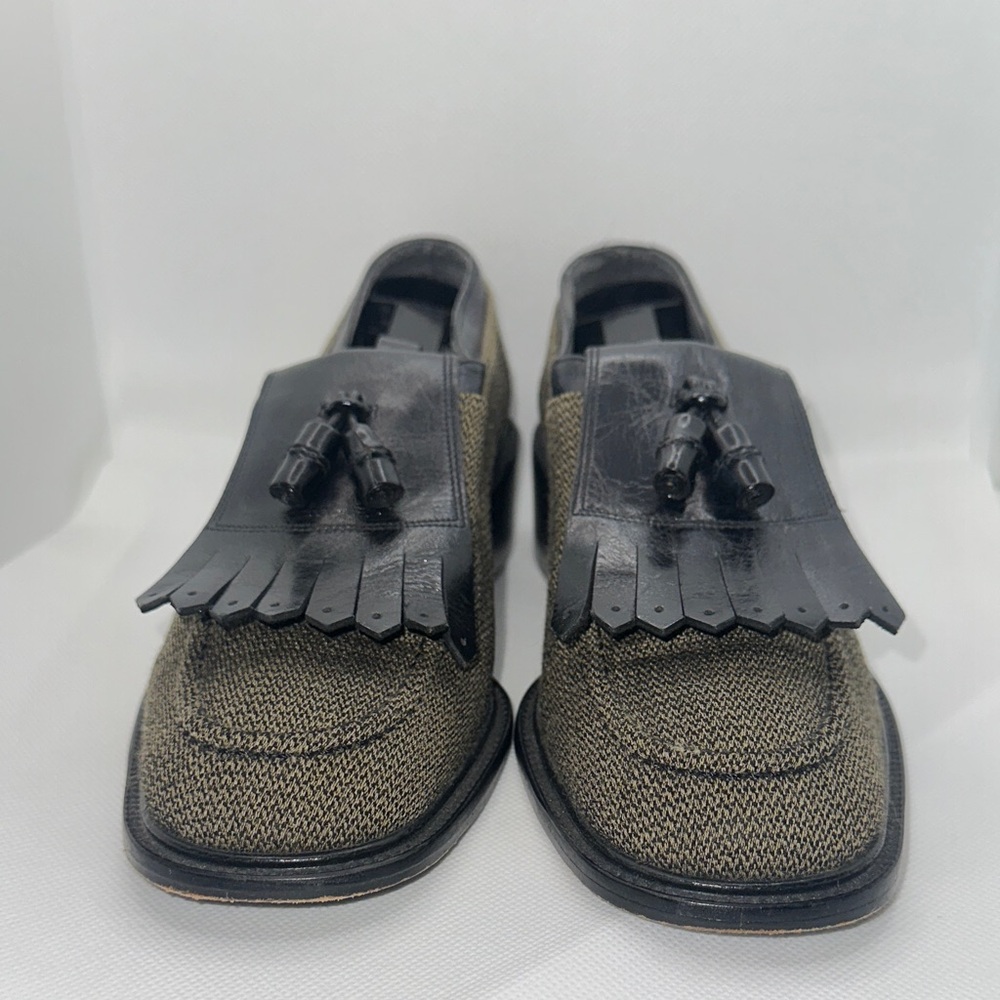 Stuart Weitzman Black and Olive Green Women's Loafers size 6.5